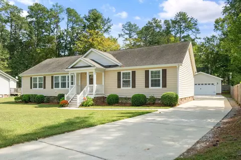 1407 Pineview Dr, Garner, NC 27529 photo 1