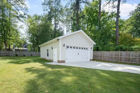 1407 Pineview Dr, Garner, NC 27529 photo 24