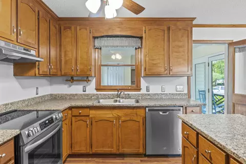 119 Lakeside Cir, Willow Spring, NC 27592 photo 7