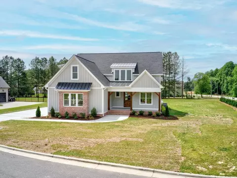 16 Constitution Ave, Smithfield, NC 27577 photo 2