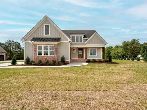 16 Constitution Ave, Smithfield, NC 27577 photo 3
