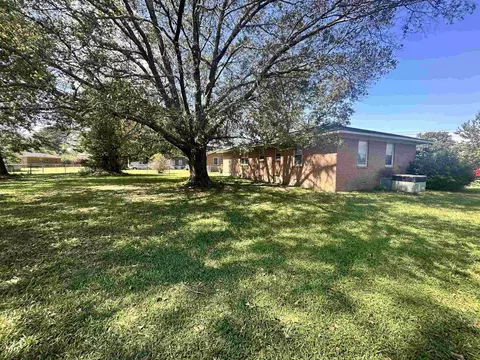 107 King Dr, Mount Olive, NC 28365 photo 3