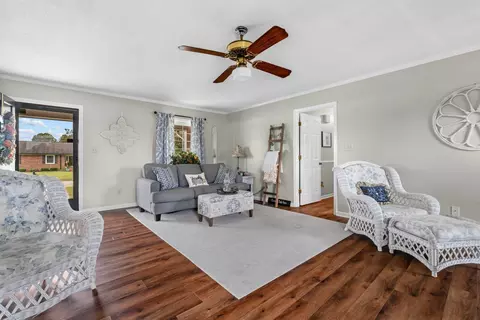 107 Murchison Dr, Dunn, NC 28334 photo 7