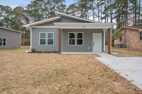 1206 S Second St, Smithfield, NC 27577 photo 1