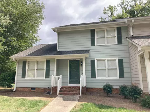 6438 Meadow View Dr, Raleigh, NC 27609