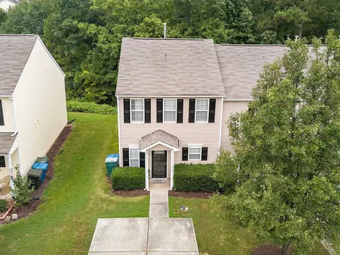 5011 Rainmaker Dr, Durham, NC 27704 photo 2