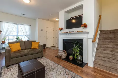 30 Sharpstone Ln, Durham, NC 27703 photo 8