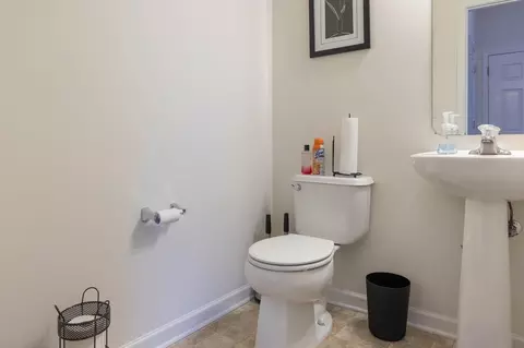 30 Sharpstone Ln, Durham, NC 27703 photo 14