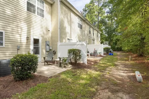 30 Sharpstone Ln, Durham, NC 27703 photo 29