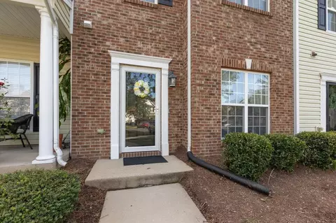 30 Sharpstone Ln, Durham, NC 27703 photo 4
