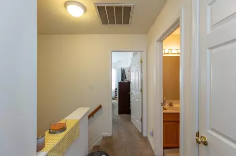 30 Sharpstone Ln, Durham, NC 27703 photo 16