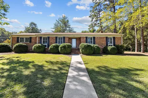 4813 Lochaven Dr, Durham, NC 27712