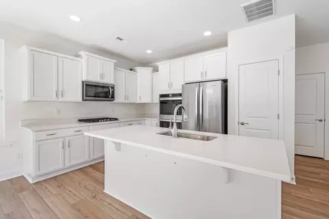 2902 Ginger Hill Ln, Durham, NC 27703 photo 7