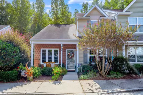 7726 Averette Field Dr, Raleigh, NC 27616