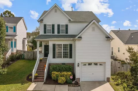 5528 Creekdale Cir, Raleigh, NC 27612