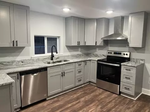 114 N Holmes St, Erwin, NC 28339 photo 6