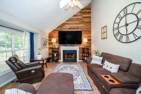 2314 Maplegreen Ln, Apex, NC 27502