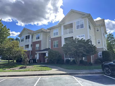 1433 Arborgate Cir #167, Chapel Hill, NC 27514