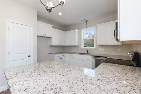 508 E Harnett St, Dunn, NC 28334 photo 14