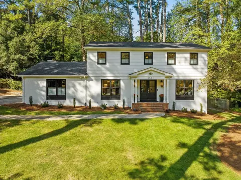 5531 Parkwood Dr, Raleigh, NC 27612