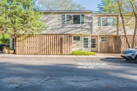220 Elizabeth St #G2, Chapel Hill, NC 27514