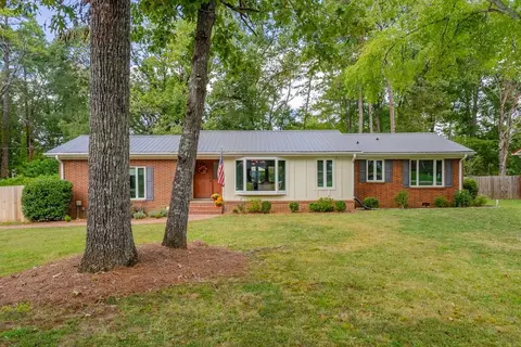 1434 Kirkwood Dr, Durham, NC 27705