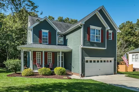 417 Turnberry Dr, Mebane, NC 27302