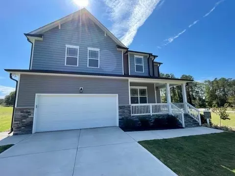 38 Queenstown Dr, Kenly, NC 27542