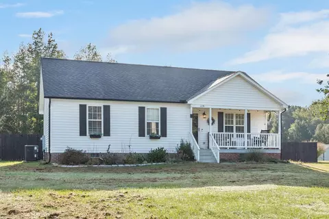 129 Conner Dr, Clayton, NC 27520 photo 2