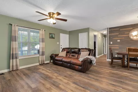 129 Conner Dr, Clayton, NC 27520 photo 5