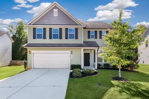 284 Rolling Meadow Dr, Clayton, NC 27520