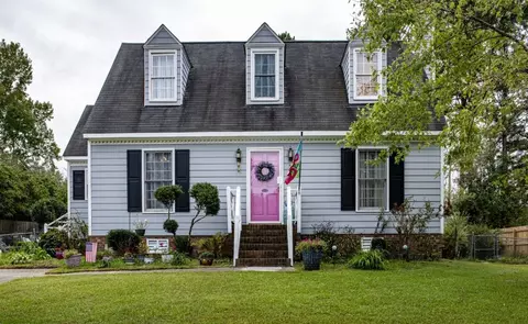 212 Pineview Dr, Zebulon, NC 27597