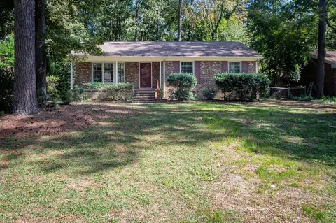 405 Thornwood Rd, Chapel Hill, NC 27517