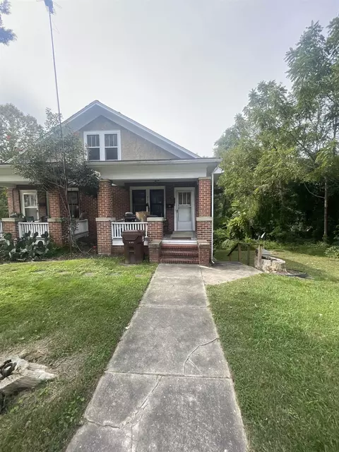 437 S Lamar St, Roxboro, NC 27573