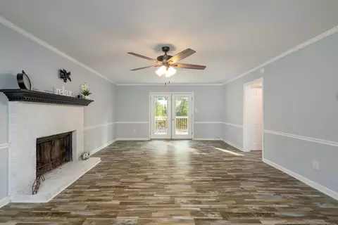 507 Valley Dr, Durham, NC 27704 photo 3