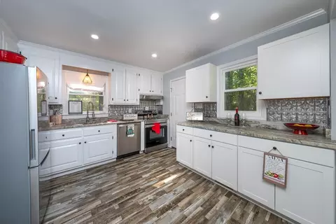 507 Valley Dr, Durham, NC 27704 photo 8