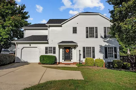 11 Lake Hill Dr, Durham, NC 27713