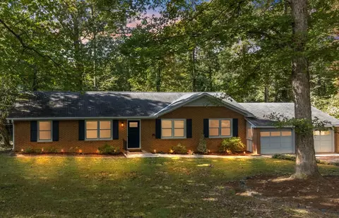 5611 Willow Dr, Durham, NC 27712 photo 1