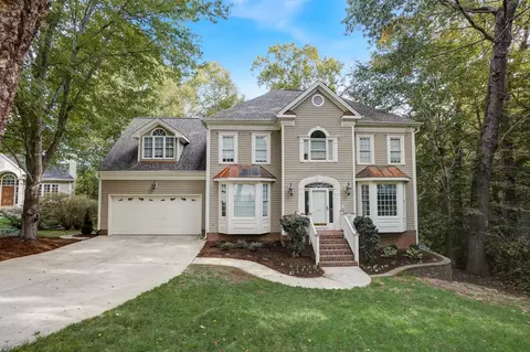 314 Highlands Bluffs Dr, Cary, NC 27518
