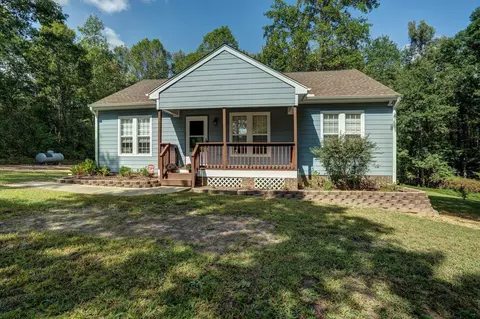 621 Whitetail Ln, Archer Lodge, NC 27527