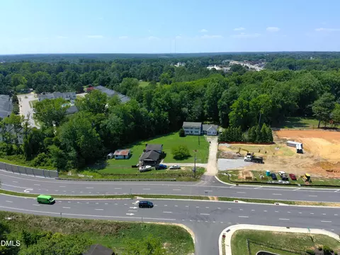 1233 Tulip St, Clayton, NC 27520