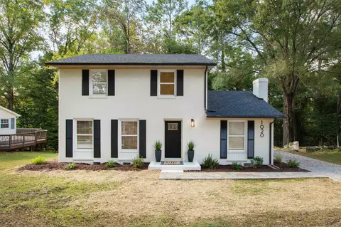 1020 Northclift Dr, Raleigh, NC 27609