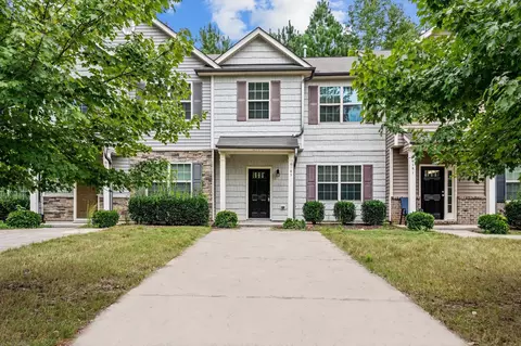 6185 Neuse Wood Dr, Raleigh, NC 27616