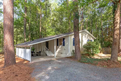 2132 Strebor St, Durham, NC 27705 photo 2