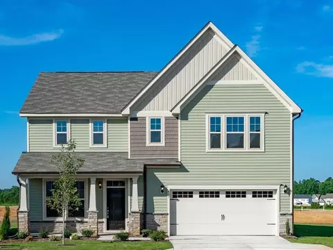 829 Golden Plum Ln, Zebulon, NC 27597