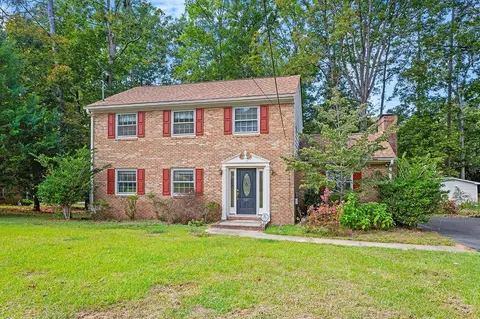 507 Mcleod Dr, Sanford, NC 27330