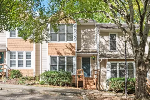 101 Thomas Ln #B3, Carrboro, NC 27510