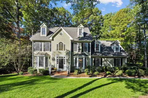 6 Hunters Green Ct, Durham, NC 27712