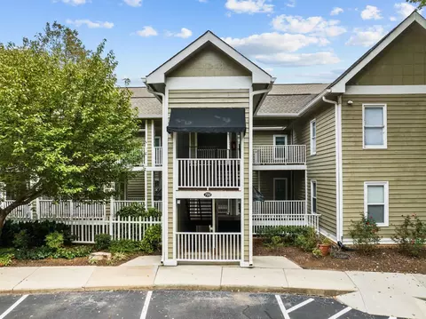 724 Springfork Dr #CEDAR POINTE CONDO PH2 UN426, Cary, NC 27513 photo 2