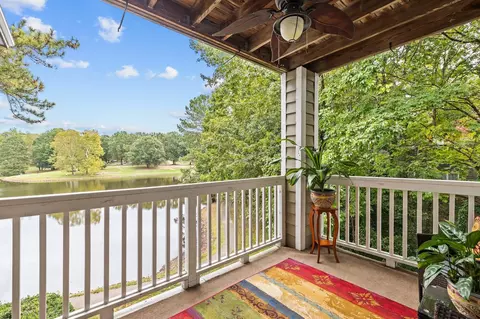 724 Springfork Dr #CEDAR POINTE CONDO PH2 UN426, Cary, NC 27513 photo 1